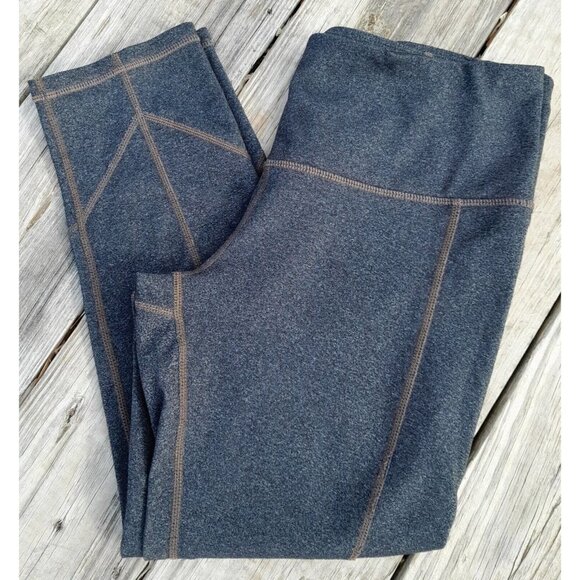 prAna Dark Gray Capri Leggings Women's Size Medium Style #W4PRIS115 - Picture 1 of 8